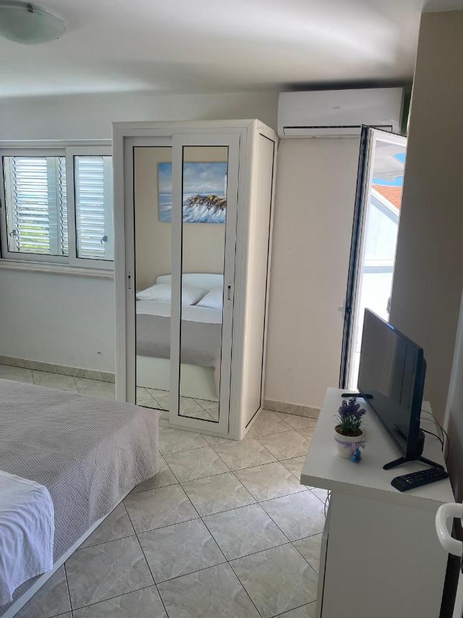 Apartmani Leona Bibinje Ngoại thất bức ảnh